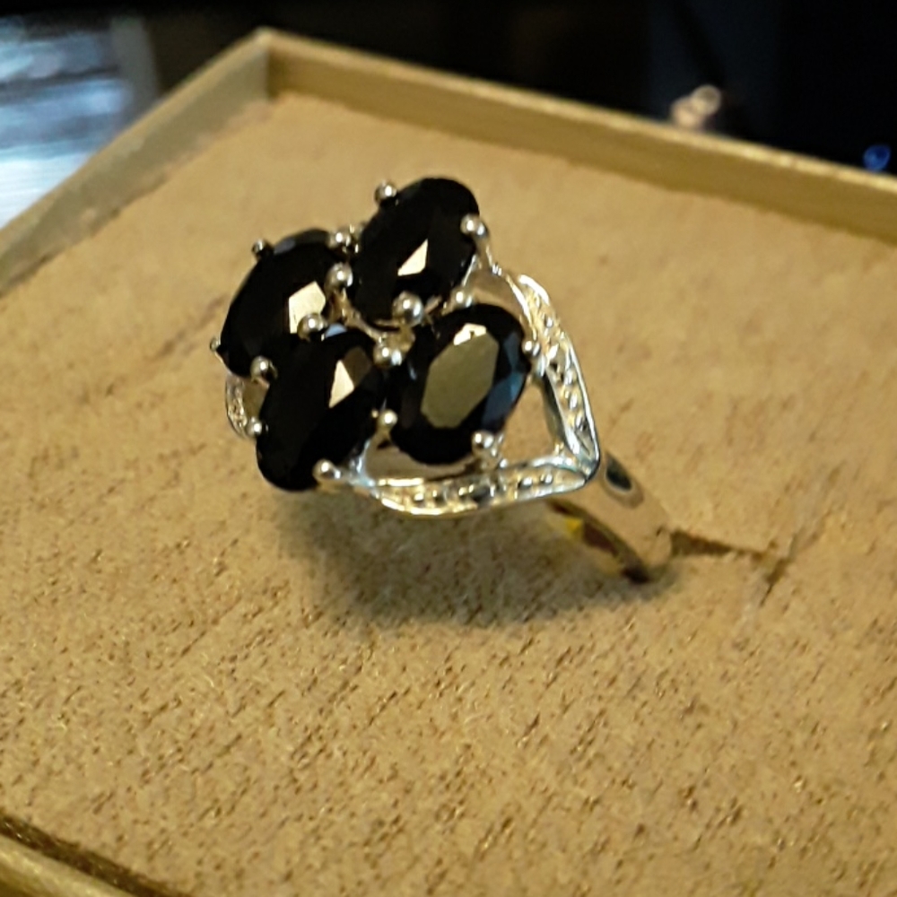 Black sapphire